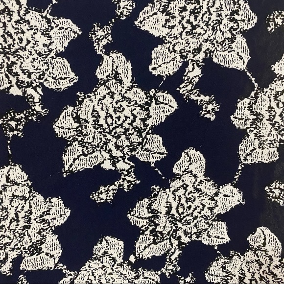 5/$20 Painted Threads Black Floral Swim Cover Up Dress Size M - Picture 5 of 7